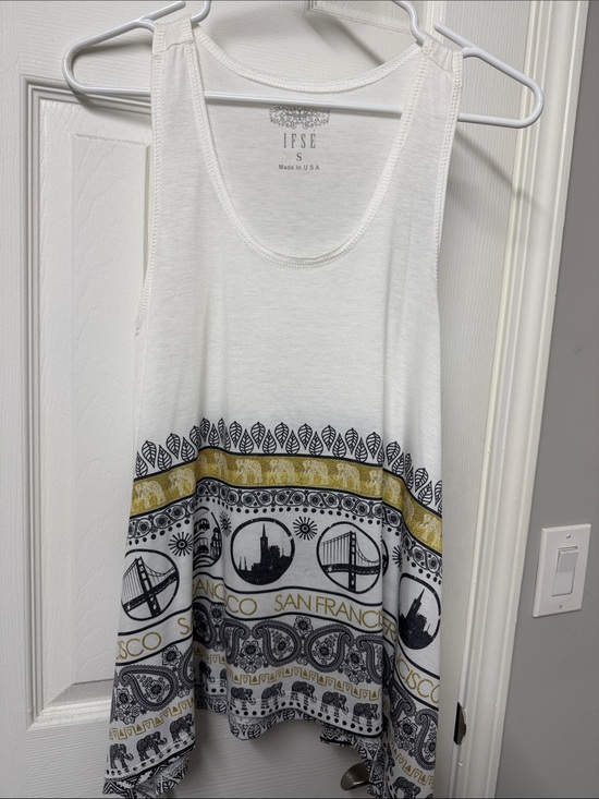 IFSE Tops - White Tank Top with Black and Gold San Francisco Motif